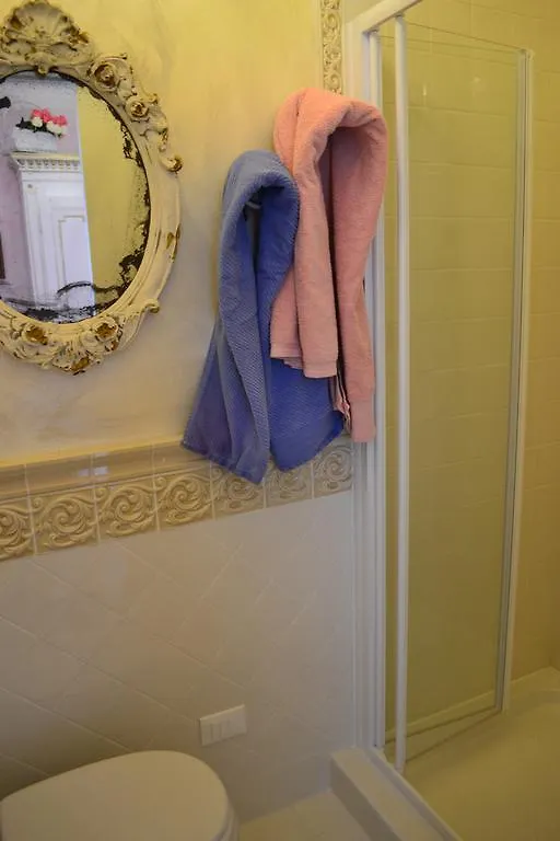 B&B La Maison degli Angeli Desenzano del Garda 3*,  Italien