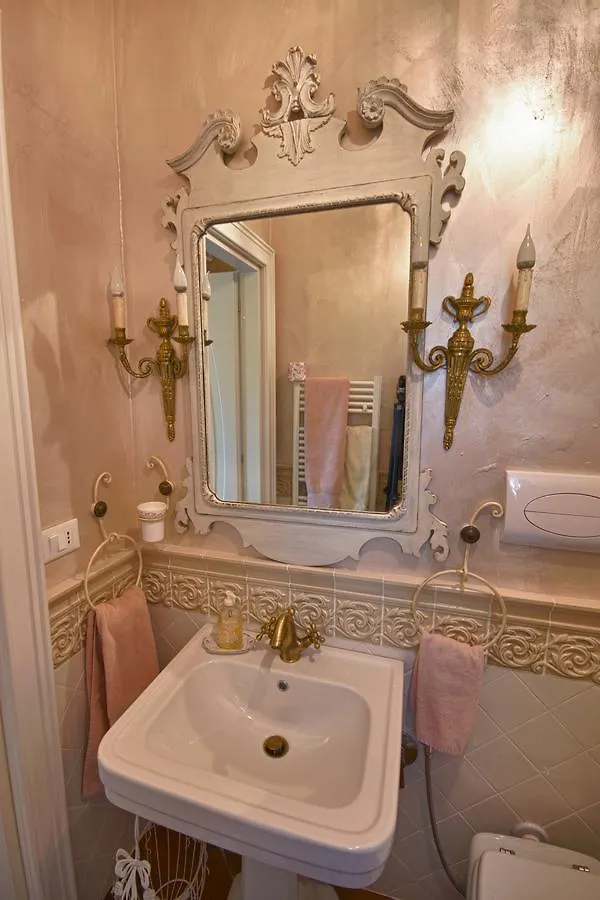 B&B La Maison degli Angeli Desenzano del Garda Frühstückspension