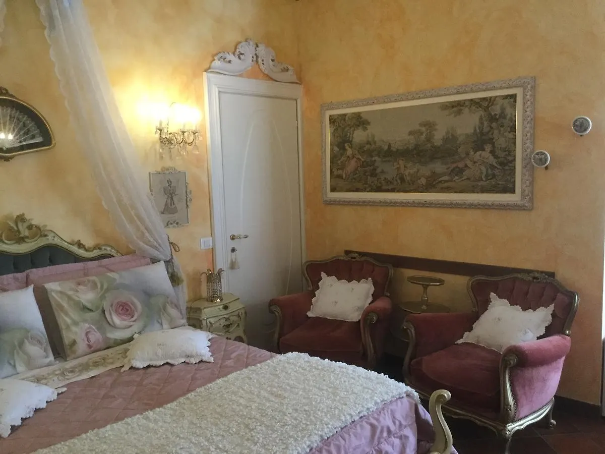 B&B La Maison degli Angeli Desenzano del Garda Italien