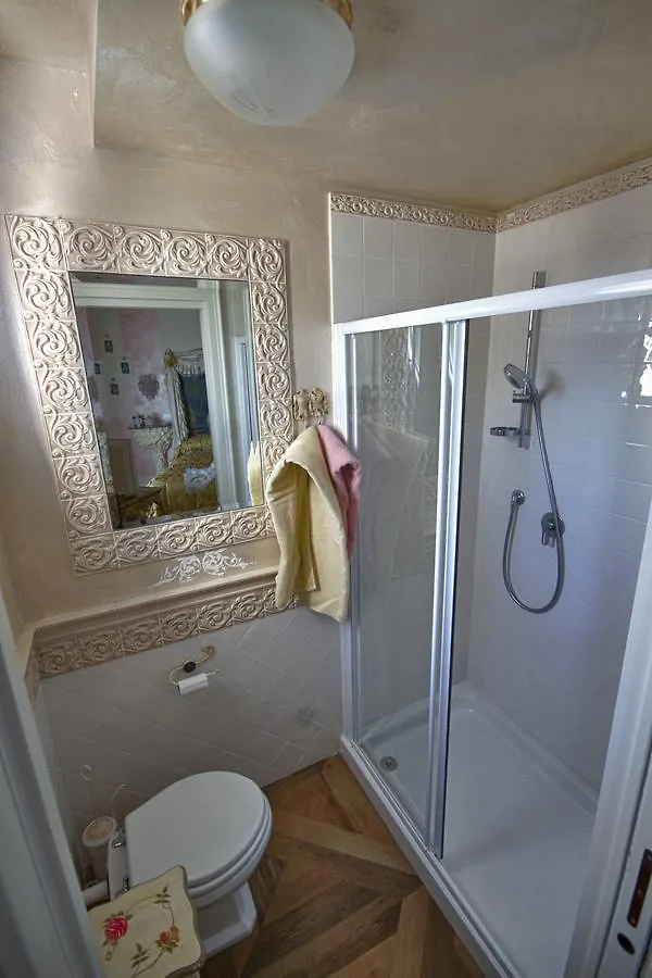 Frühstückspension B&B La Maison degli Angeli Desenzano del Garda