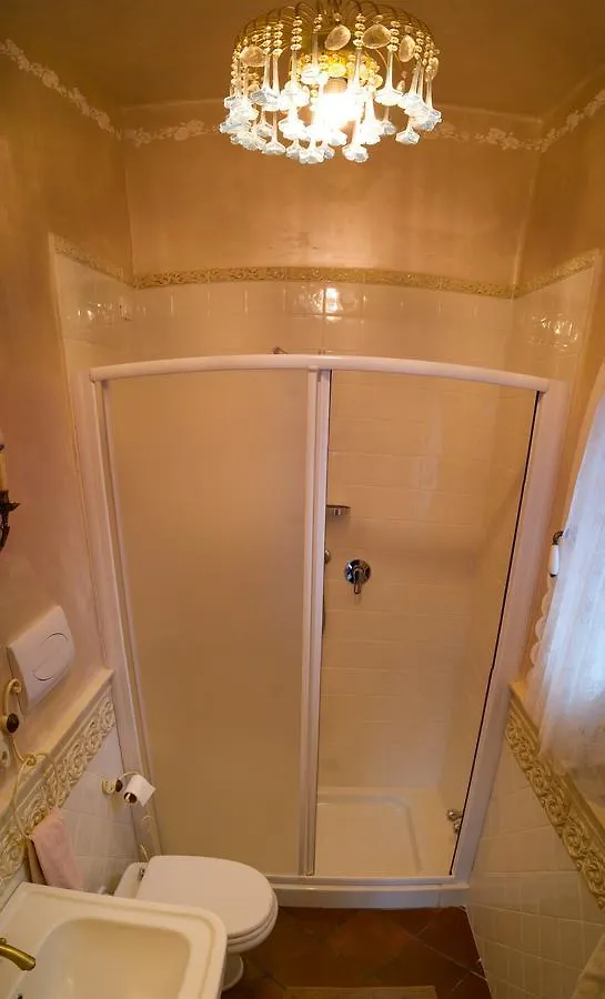 B&B La Maison degli Angeli Desenzano del Garda Frühstückspension