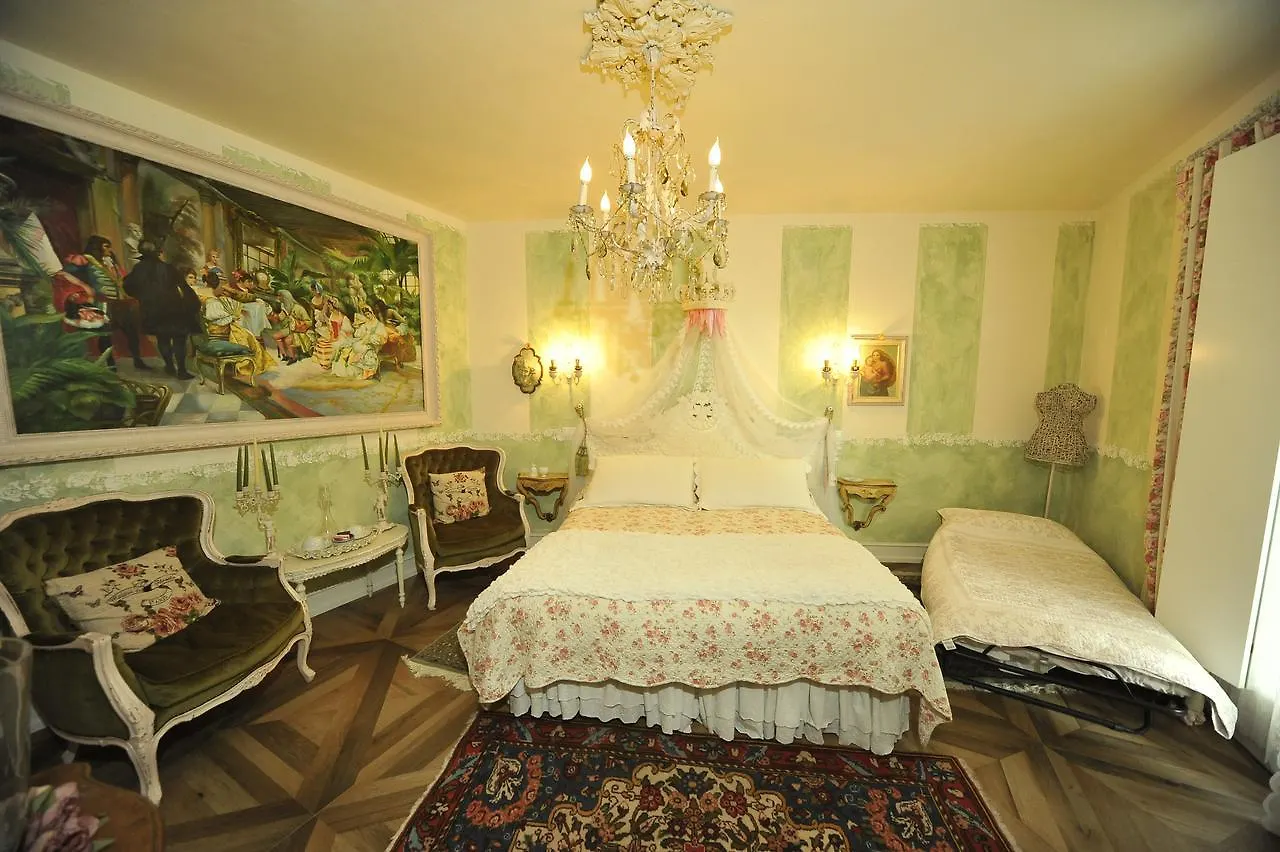 B&B La Maison degli Angeli Desenzano del Garda Frühstückspension