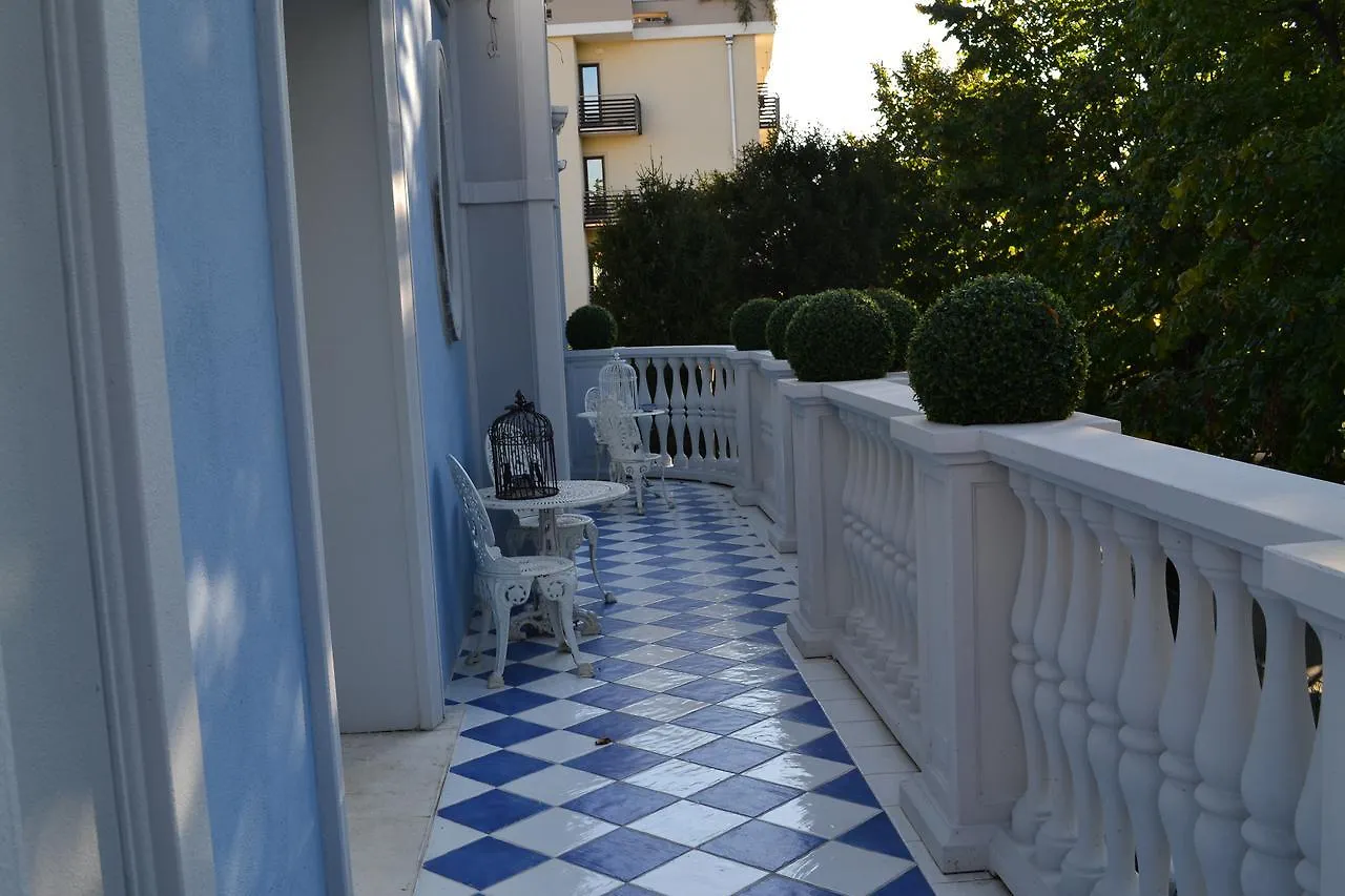 B&B La Maison degli Angeli Desenzano del Garda 3*,  Italien